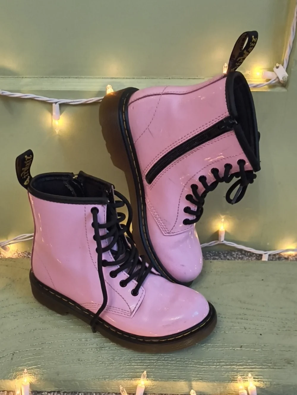 Kids Dr. Martens 1460 Patent Pink 🩷 Black 🖤 Air Wair Lace Zip Lamper Boots 2